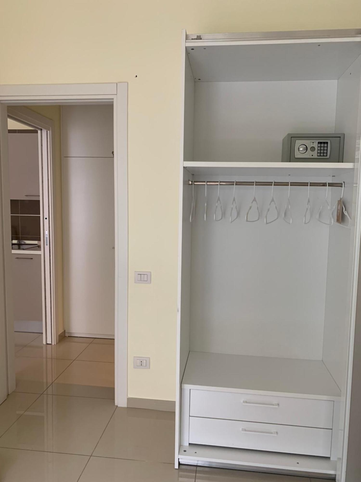 Centralflats 195 Private Apartments Бари Экстерьер фото